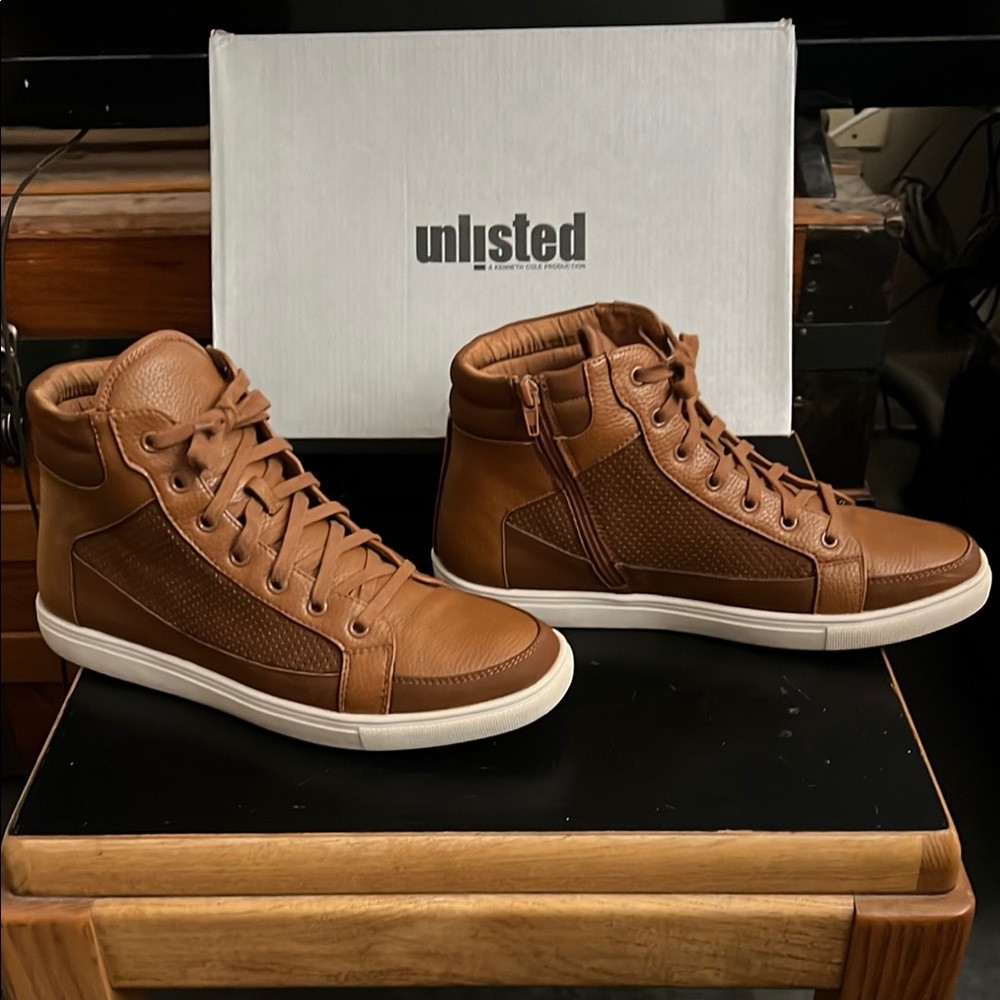 KENNETH COLE COGNAC LEATHER HIGH TOPS SIZE 9.5